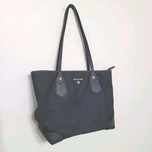 Michael Kors Eva Black Nylon Small Carryall Top Zip Tote, Shoulder Bag EUC - Picture 2 of 10